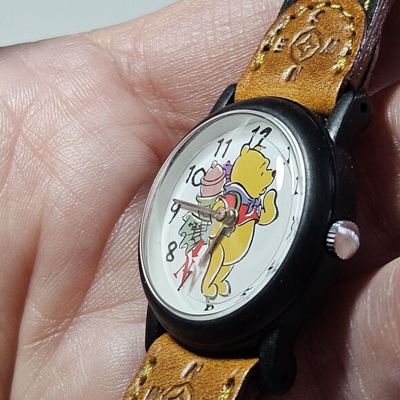 *Sale* Timex Disney Winnie the Pooh Unisex Watch Brown Leather Band main image 14
